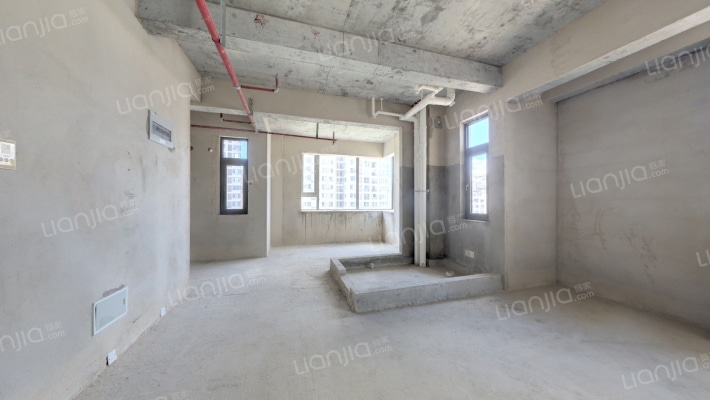 龙缘聚乐汇二手房实景图