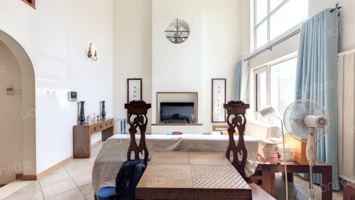 中海安德鲁斯庄园西区二手房实景图