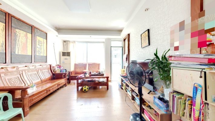 宁水花园二手房实景图