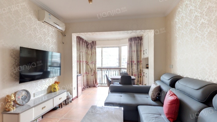 金易华苑B区二手房实景图