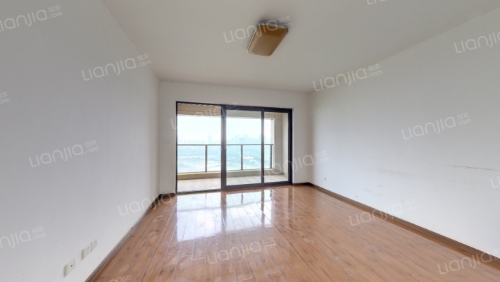 银泰泰悦湾二手房实景图