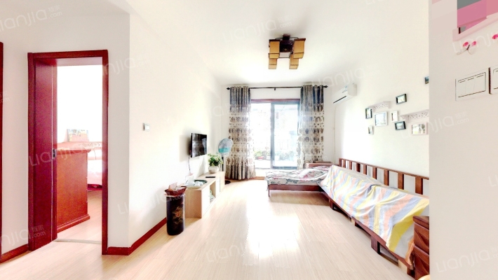 青城神韵一期二手房实景图