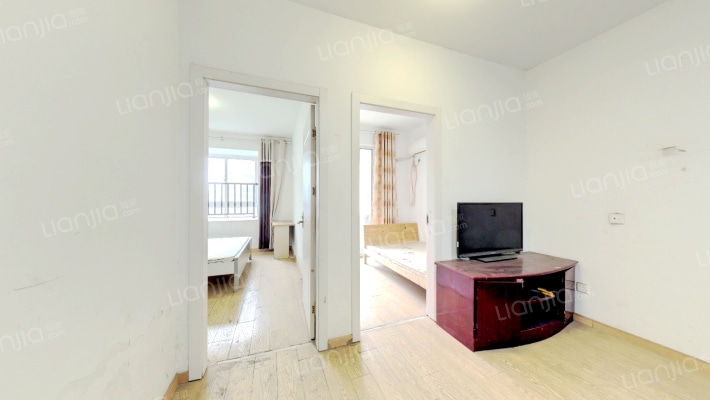 西塘花苑二手房实景图