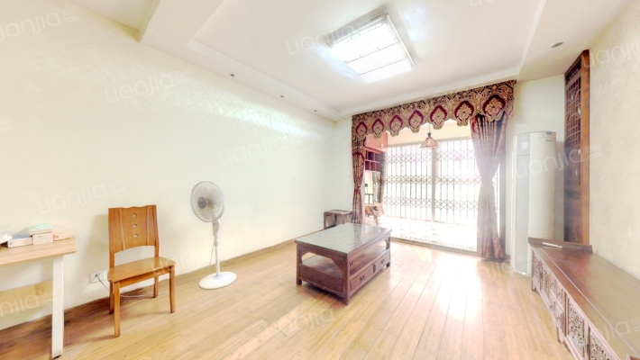 楠香山二手房实景图