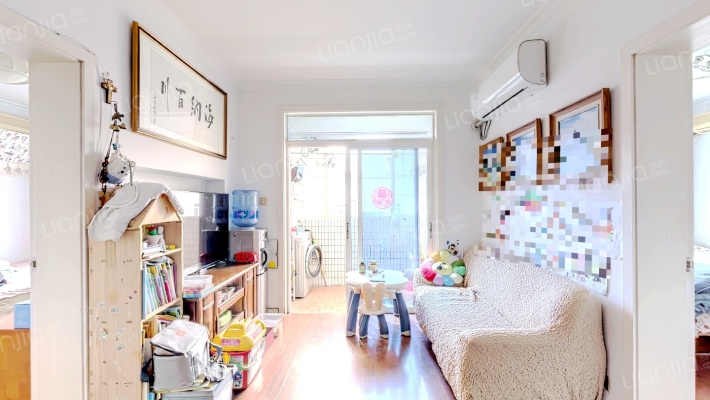 西郊公寓龙柏一村北区二手房实景图