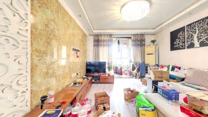 绿地泉景园一期二手房实景图