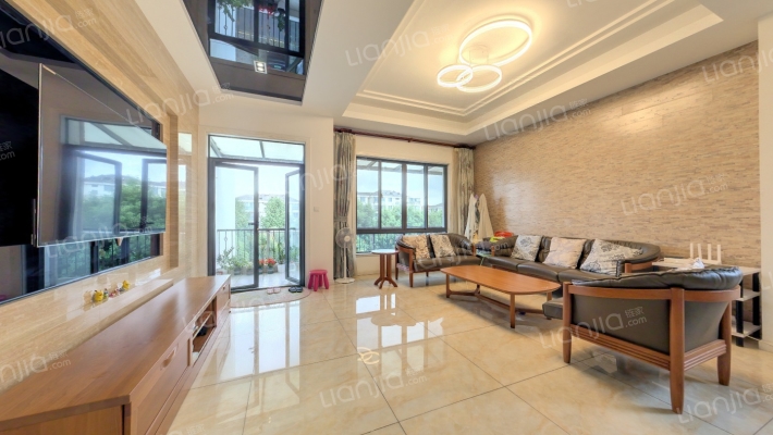 美兰金邸二手房实景图