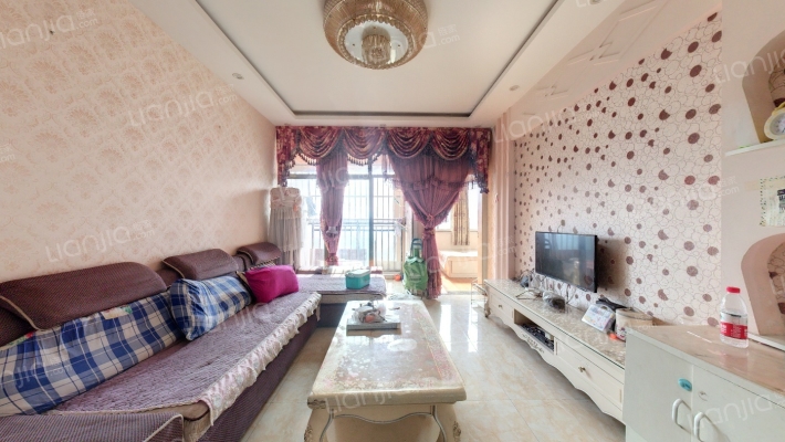 西城湖景二手房实景图