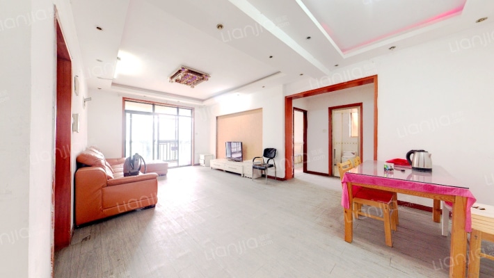 百胜春天二手房实景图