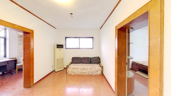 翡翠园小区二手房实景图