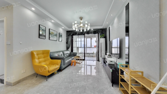 颐和府邸A区二手房实景图