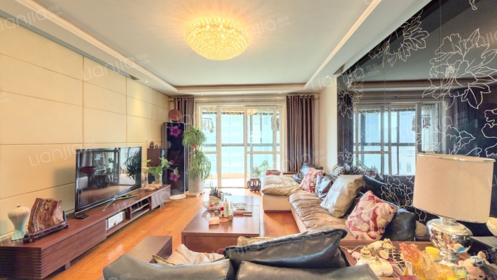 金泰假日花城二手房实景图