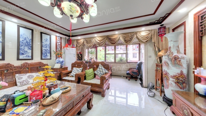 中央公馆二手房实景图