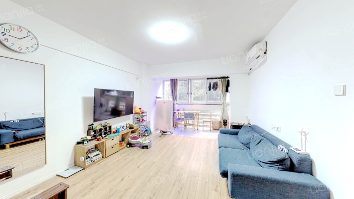 金色维也纳C区二手房实景图