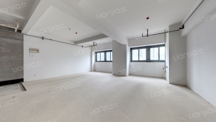 北极·乐达广场二手房实景图