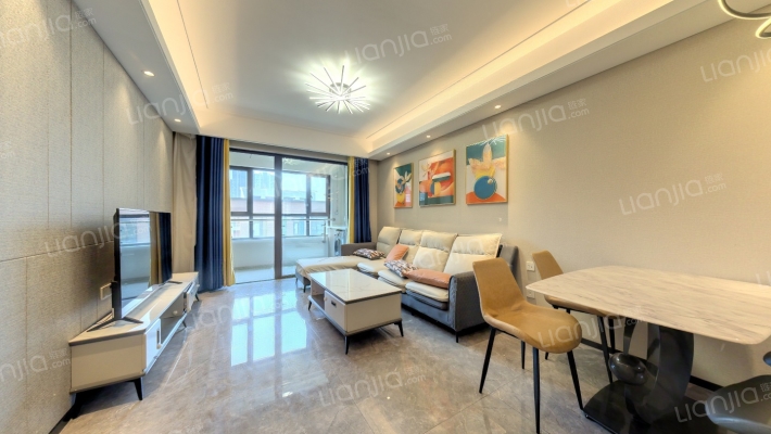 保利天汇二手房实景图