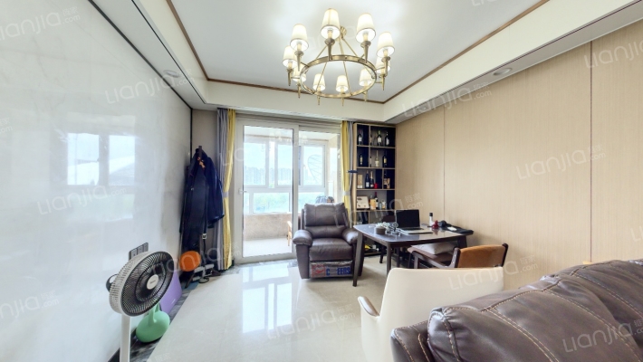 雍荣华庭二手房实景图