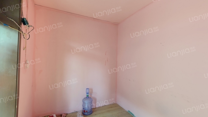 机车宿舍二手房实景图