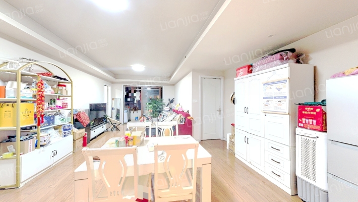 绿地海德公馆二期二手房实景图