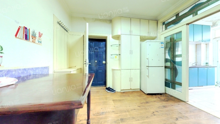 建大五小区二手房实景图