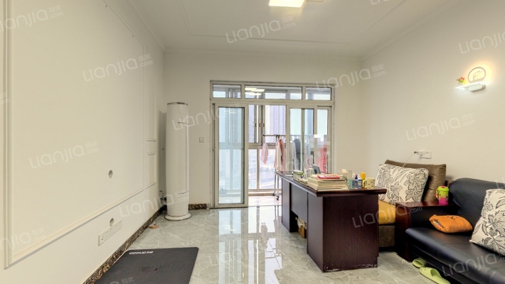 志龙倚林佳园二手房实景图