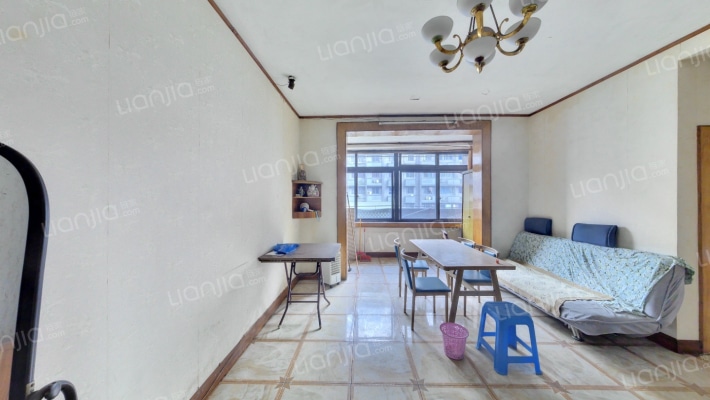 小龙坎正街143到370号二手房实景图