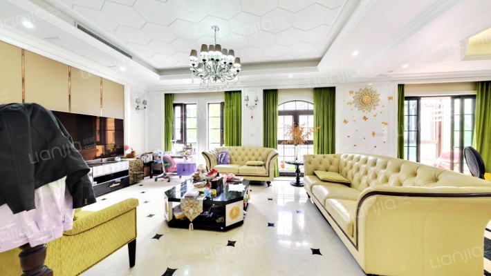 九龙仓兰宫二手房实景图