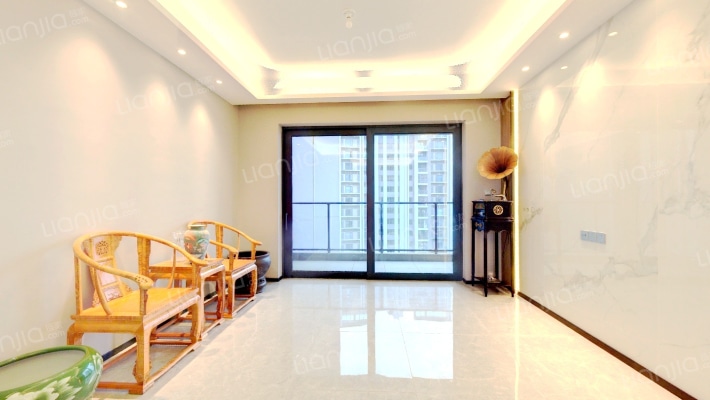 深荟城三期二手房实景图