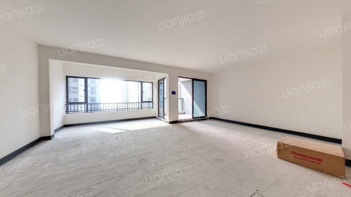 龙湖昱湖壹号嘉镧二手房实景图