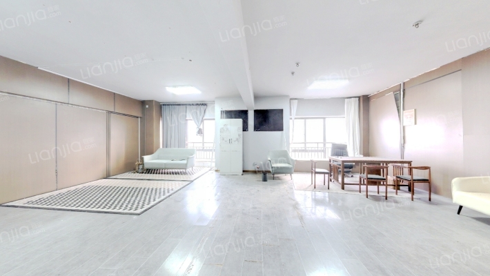 新天地广场公寓二手房实景图