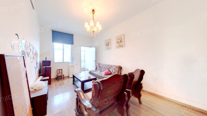 民主三路20号何家垅干休所二手房实景图