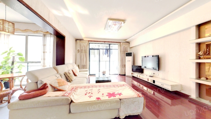 金地阳光城南区二手房实景图