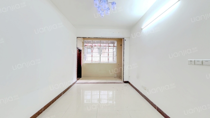 南堤二马路二手房实景图