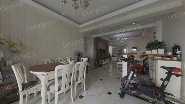 世纪晶华二手房实景图