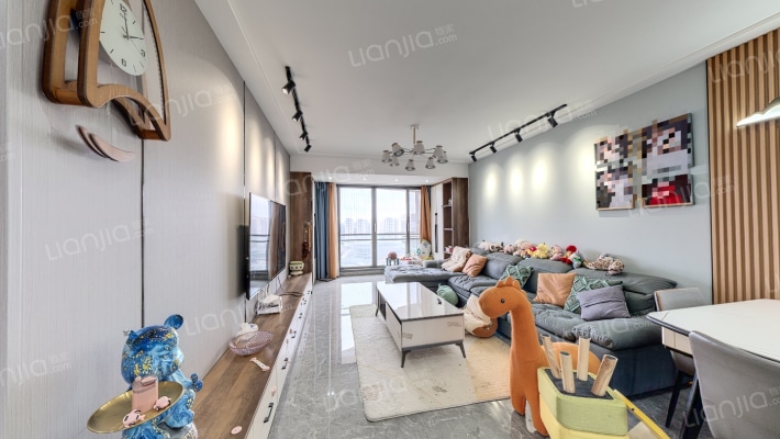 地铁置业清水湾二手房实景图