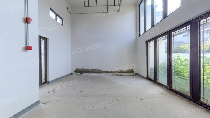 世茂龙湾五期二手房实景图