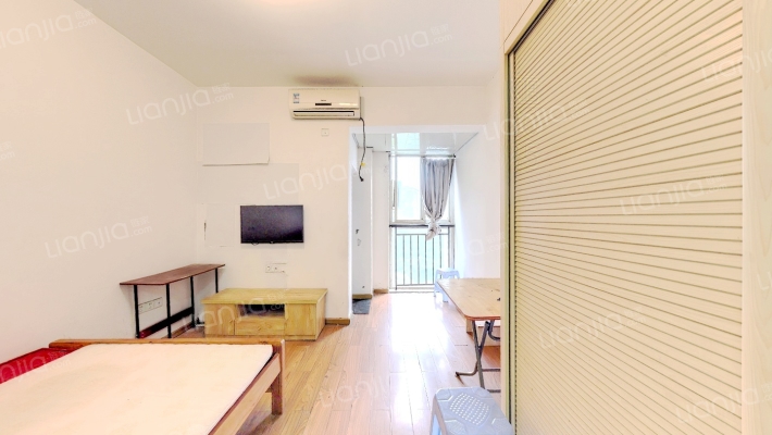 巴国锦苑二手房实景图