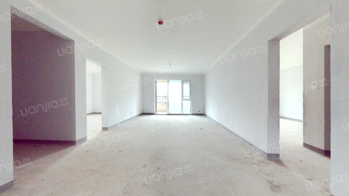 空港澜庭B区二手房实景图