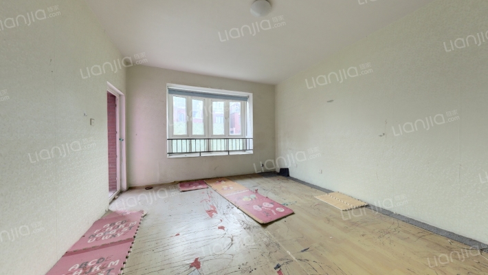 信达郡庭二手房实景图