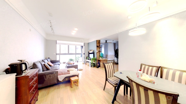 V时代二手房实景图