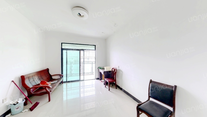 江郡华府二手房实景图