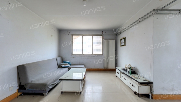 健达世纪园二手房实景图