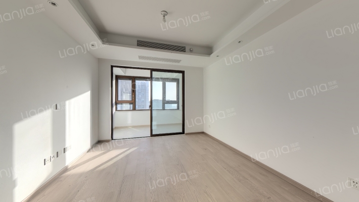 德盈龙华国际广场二手房实景图