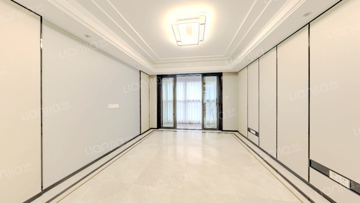 名湖豪庭二手房实景图