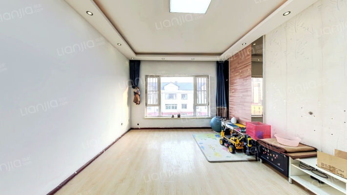 金山小区东区二手房实景图