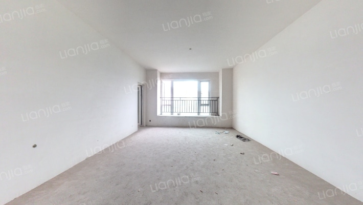 中渝滨江壹号C区二手房实景图