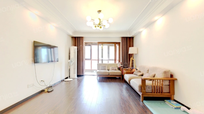 万科翡翠天誉二手房实景图