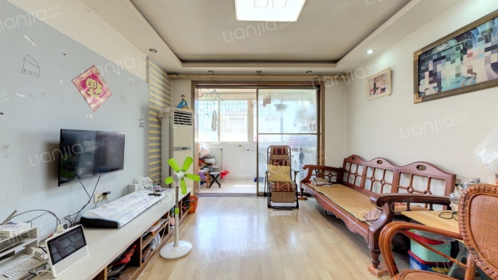 新光花园二手房实景图