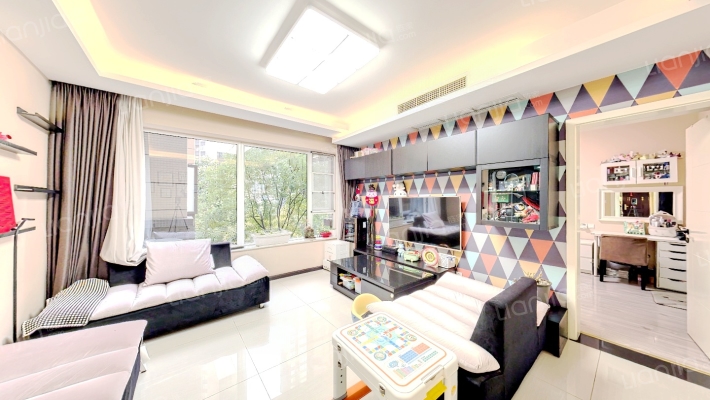 蓝光锦绣城二手房实景图