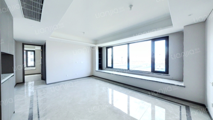 龙居华府二手房实景图